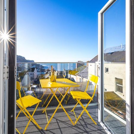 Bright & Beautiful 4 Bedroom House With Sea Views Portland Exterior foto